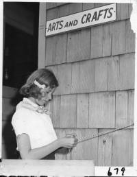 img-arts_and_crafts_building.jpg