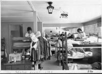 img-girls_in_bunk_beds_in_senior_house.1962.jpg