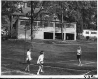 img-girls_playing_volleyball.jpg