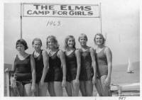 img-girls_under_banner.1963.jpg
