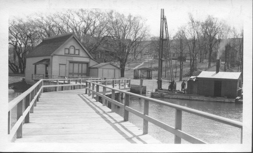 img-knapp_boat_house.6.jpg