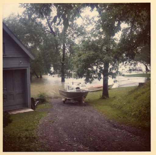 img-knapp_boat_house.8.jpg img-knapp_boat_house.8.jpg