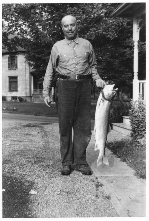 img-max_hoover.1944.jpg