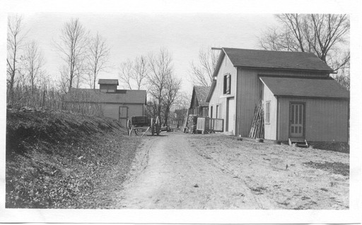 img-shoemaker_compound.jpg img-shoemaker_compound.jpg