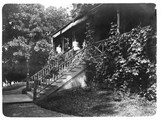 img-the_elms_house.14.jpg