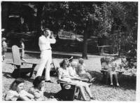 img-the_elms_house.1932.jpg